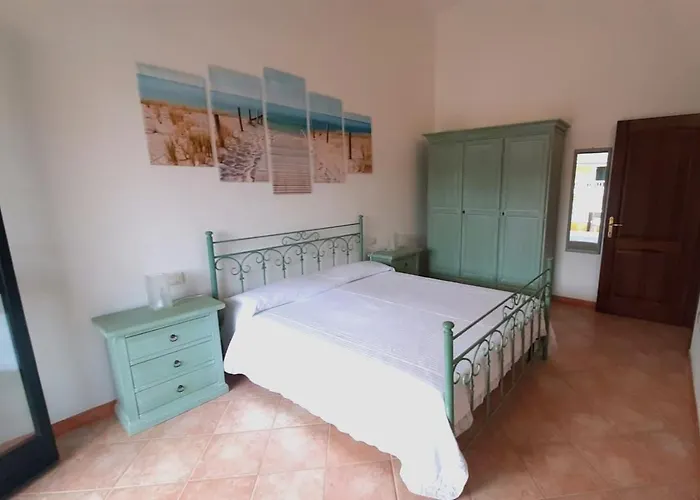 Casa Vacanze Sa Petra Ruia Santa Lucia (Sardinia)
